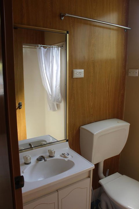 Lani\'s Holiday Island - Accommodation QLD 1