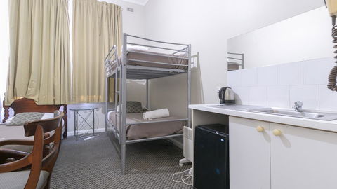 Woolbrokers Hotel - Accommodation QLD 13