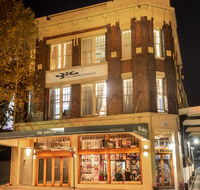 Big Hostel - Accommodation QLD