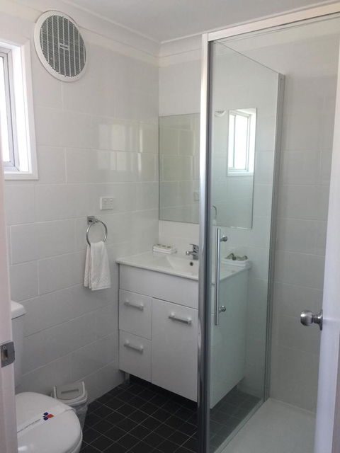 Eden Motel - Accommodation QLD 2