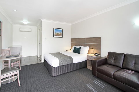 Quality Inn Ashby House Tamworth - Accommodation QLD 3