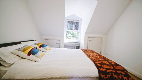 Cozy 5 Bed House In Sydney - Accommodation QLD 18