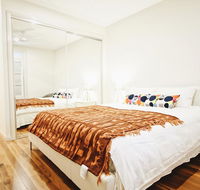 Cozy 5 Bed House in Sydney - Accommodation QLD