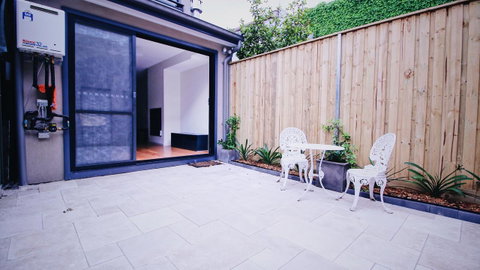 Cozy 5 Bed House In Sydney - Accommodation QLD 10