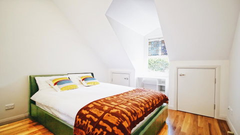 Cozy 5 Bed House In Sydney - Accommodation QLD 19
