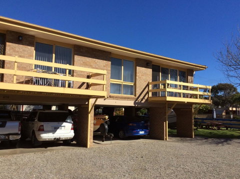 Como Lodge - Accommodation QLD 7