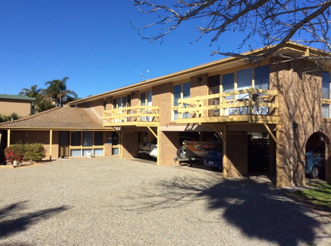 Como Lodge - Accommodation QLD 9