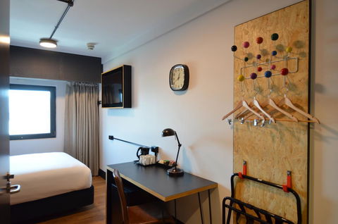 Ibis Budget Sydney East - Accommodation QLD 18