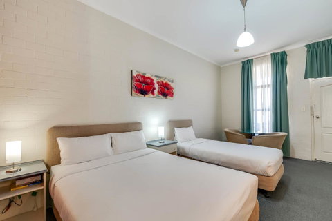 Prince Of Wales Hotel - Accommodation QLD 40
