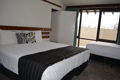 The Apple Inn - Accommodation QLD 14