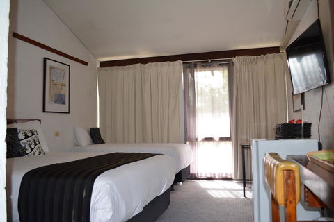 The Apple Inn - Accommodation QLD 34