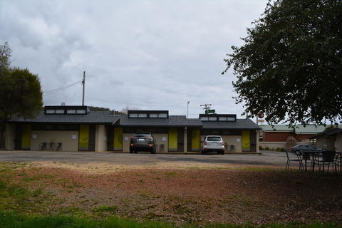 The Apple Inn - Accommodation QLD 36