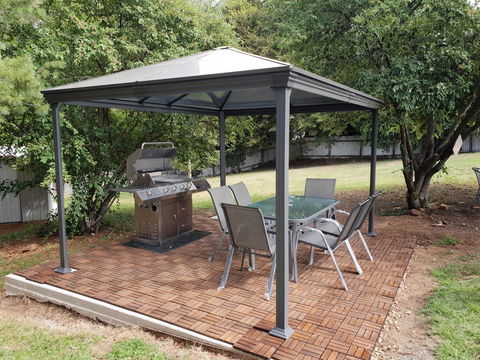 The Apple Inn - Accommodation QLD 4