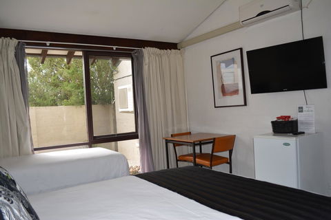 The Apple Inn - Accommodation QLD 33