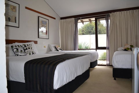 The Apple Inn - Accommodation QLD 13