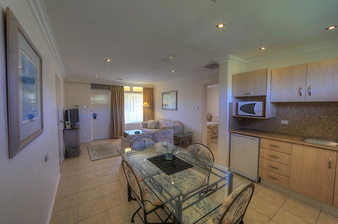 Cooma Motor Lodge Motel - Accommodation QLD 25