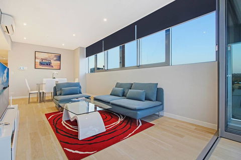Brand New 3 Bedrooms Apt With Waterfront View - Accommodation QLD 13