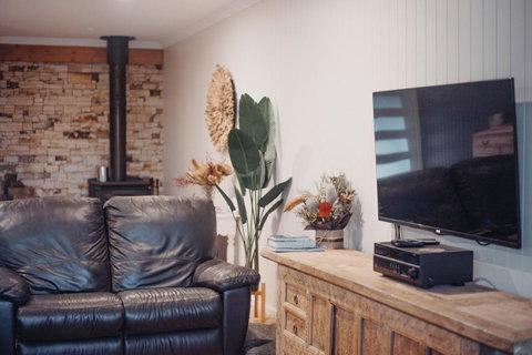 Salthouse Berrara - Accommodation QLD 4