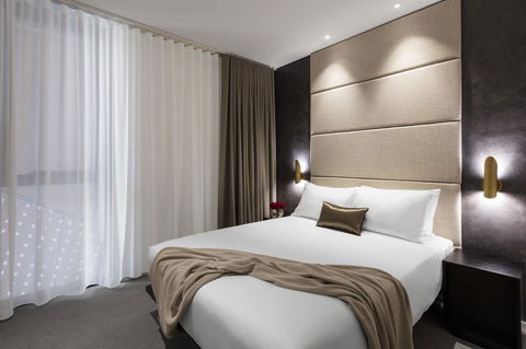 SKYE Suites Sydney - Accommodation QLD 23