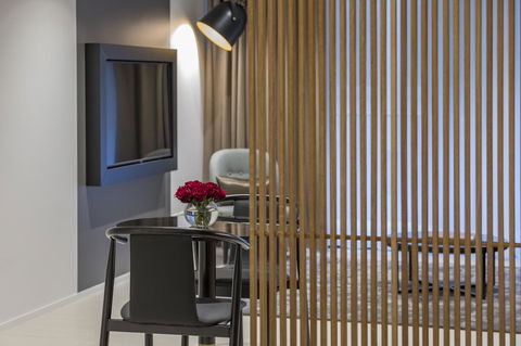 SKYE Suites Sydney - Accommodation QLD 28