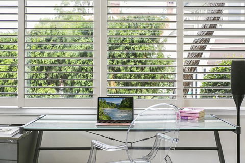 Summery, Spacious 4 Bed Home In Kurraba Point - Accommodation QLD 13