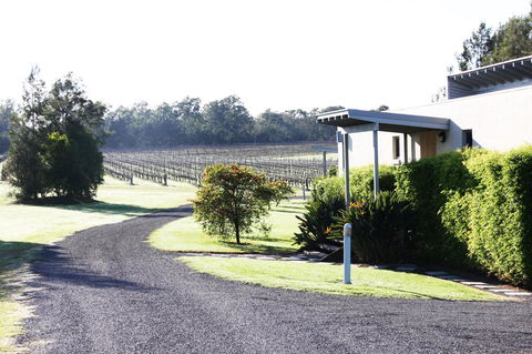 Adina Vineyard - Accommodation QLD 11