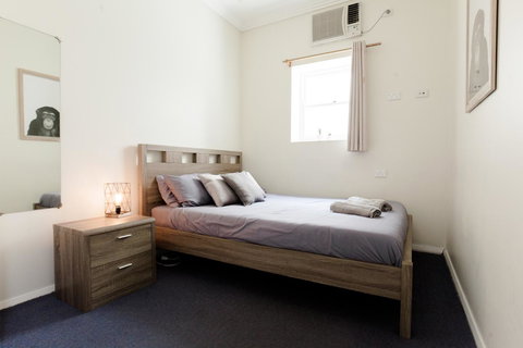 Mad Monkey Broadway - Accommodation QLD 20