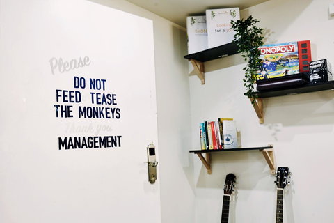 Mad Monkey Broadway - Accommodation QLD 11