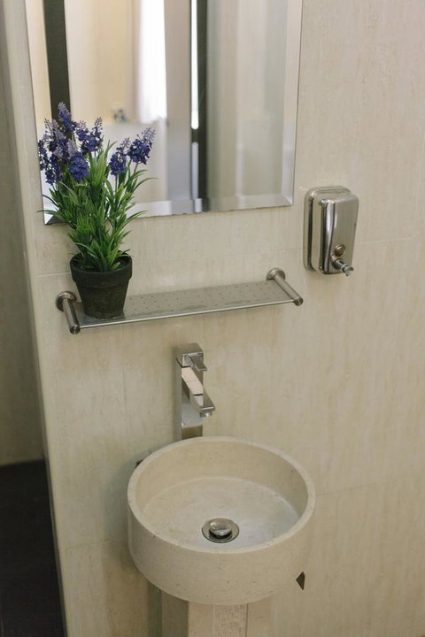 Mad Monkey Broadway - Accommodation QLD 33