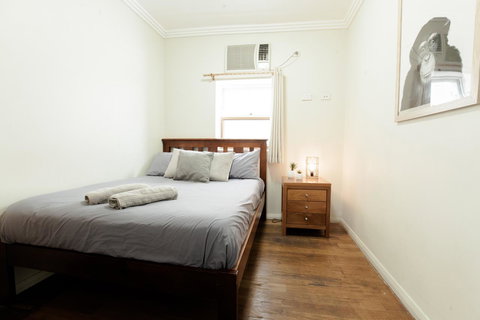 Mad Monkey Broadway - Accommodation QLD 21