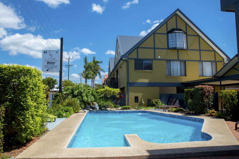 Coastal Bay Motel - Accommodation QLD 38