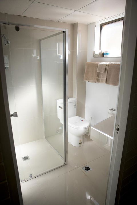 Coastal Bay Motel - Accommodation QLD 30