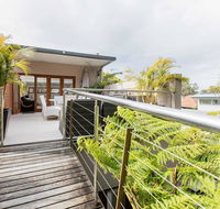 Family surf house 5 min walk to Manly beach - Accommodation QLD
