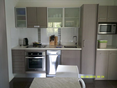 Pelican H2O One & Two Bedroom Apartments - Accommodation QLD 16