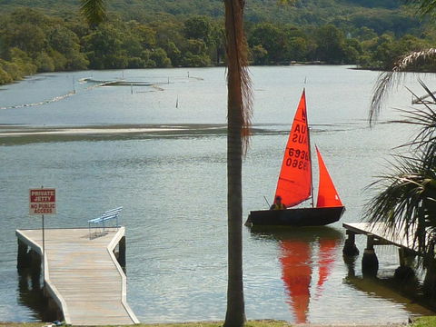 Pelican H2O One & Two Bedroom Apartments - Accommodation QLD 4