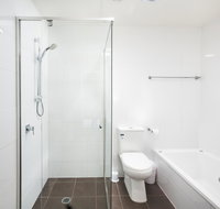 Charlestown Executive Apartments - Accommodation QLD