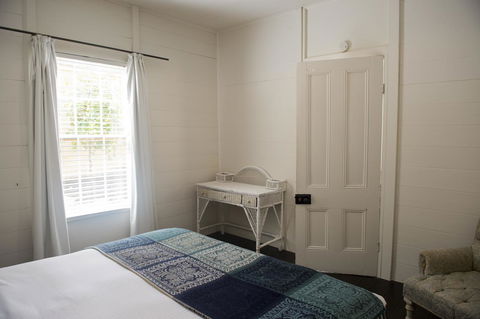 Hillview Heritage Hotel - Accommodation QLD 17