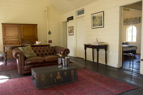 Hillview Heritage Hotel - Accommodation QLD 28