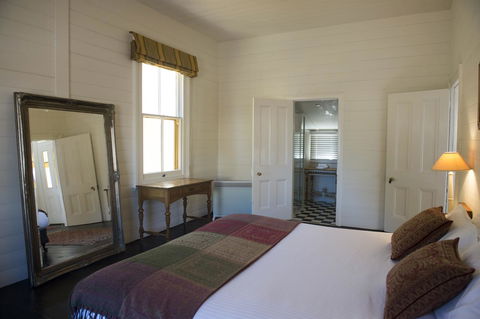 Hillview Heritage Hotel - Accommodation QLD 21