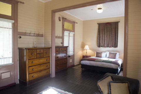 Hillview Heritage Hotel - Accommodation QLD 36