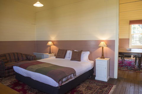 Hillview Heritage Hotel - Accommodation QLD 43