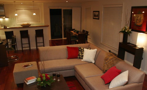 Encore Apartments - Accommodation QLD 8
