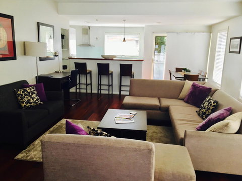 Encore Apartments - Accommodation QLD 1