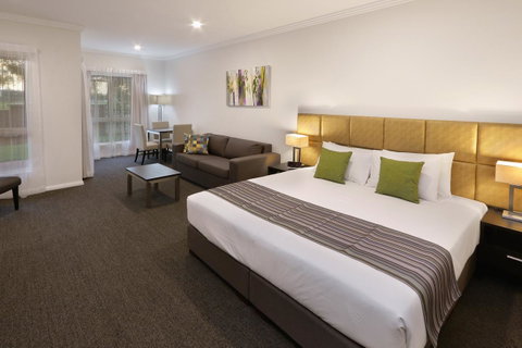 Best Western Plus Bolton On The Park - Accommodation QLD 6