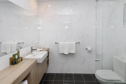 Best Western Plus Bolton On The Park - Accommodation QLD 10