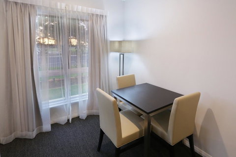 Best Western Plus Bolton On The Park - Accommodation QLD 7