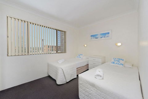 Beach House Holiday Apartments - Accommodation QLD 20