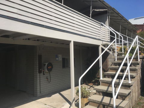 Tomaree Lodge - Accommodation QLD 12