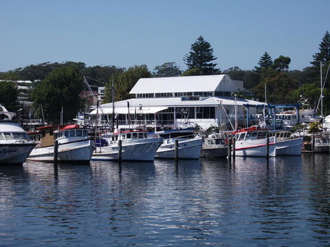 Tomaree Lodge - Accommodation QLD 13