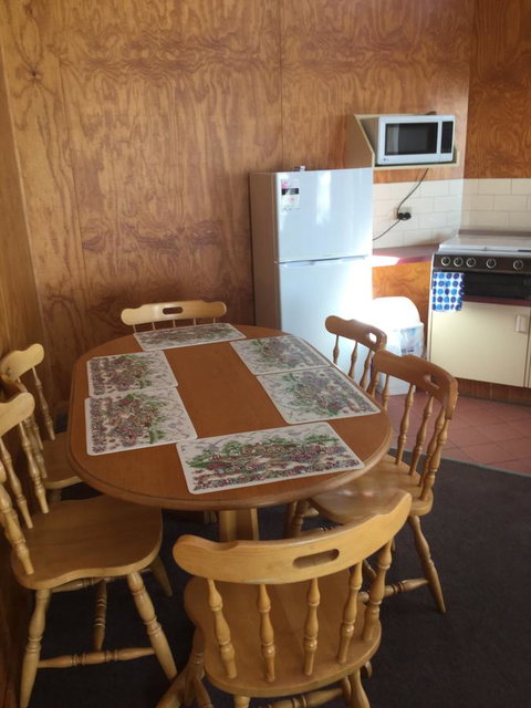 Jenolan Cabins - Accommodation QLD 7